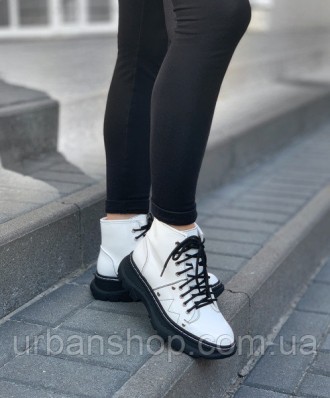 Черевики ALEXANDER MCQUEEN ANKLE BOOTS WHITE
Розмір: 35-40. . фото 8