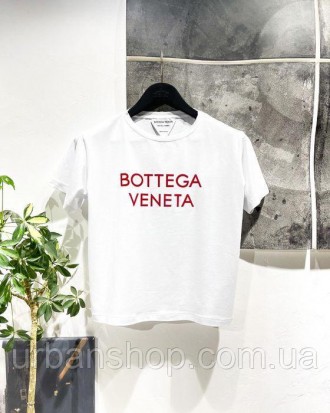 
В наявності Жіноча футболка в стилі Bottega Veneta Боттега Венета
Відмінної яко. . фото 3