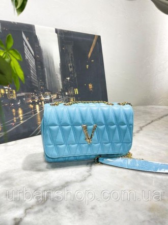 
В наявності Жіноча сумка Клатч в стилі Versace Версаче
Відмінної якості
Колір б. . фото 2