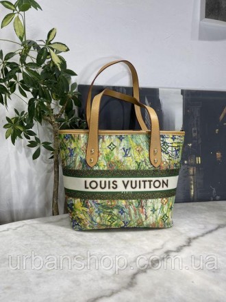 
Жіноча сумка Шопер у стилі Louis Vuitton Луї Віттон
Відмінної якості
Колір відп. . фото 2