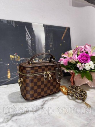 
В наявності Жіноча сумка Клатч в стилі Louis Vuitton Луї Віттон
Відмінної якост. . фото 6