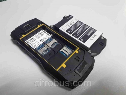 Мобильный телефон Bravis C245 Armor Dual Sim - качественный и надежный прибор, о. . фото 2
