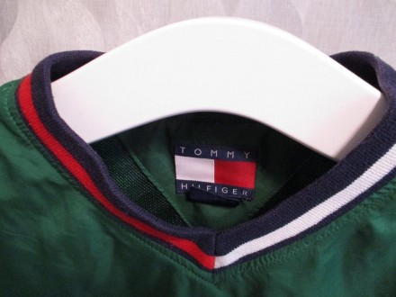анорак свитшот Tommy Hilfiger, размер S, плечи 52 см, подмышкит 62 см, рукав 62 . . фото 4
