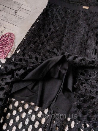 Нарядное платье Bodyform черное с перфорацией
в идеальном состоянии
Размер 40-42. . фото 6