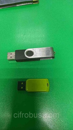 USB 8Gb — запоминающее устройство, использующее в качестве носителя флеш-память,. . фото 3