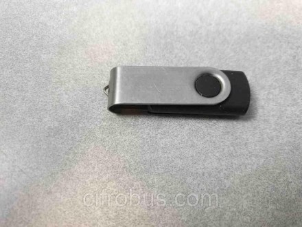 USB 8Gb — запоминающее устройство, использующее в качестве носителя флеш-память,. . фото 4