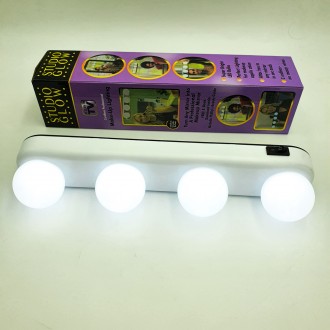 Подсветка зеркала для макияжа светодиодная свет LED лампа 4 лампы на присосках
Л. . фото 3