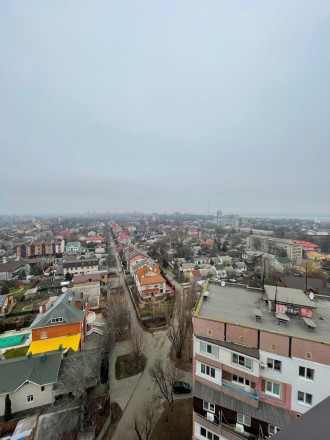 Помещение расположено на 13 этаже, с террасой 17 м2 , вид на город и Днепр,
 на. Гагарина. фото 3