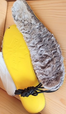 Продам цілком НОВІ стильні фірмові черевики якраз на українську зиму! 
Реальний. . фото 8