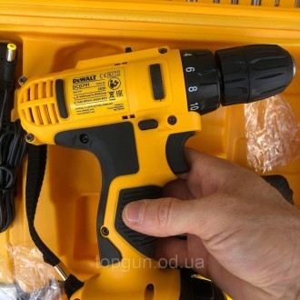 Аккумуляторный шуруповерт DeWalt DCD791 24V 5AH с набором инструментов Дрель- шу. . фото 7