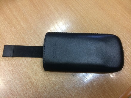 Чохол кишеня для Nokia X3-02-компактний, надійний, зручний.
Стрічка дає змогу шв. . фото 2