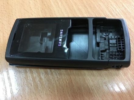 Корпус для Samsung C130.Также есть в наличии аккумуляторы,зарядки,чехлы,наушники. . фото 2