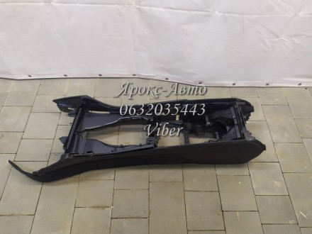 Консоль між сидінь Bmw F10 N20 B20 A 2011-000032024. Харків. фото 1 Консоль між сидінь Bmw F10 N20 B20 A 2011-000032024. Харків. фото 1