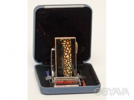 Подарочная зажигалка "TIGER"
Продается оптом и в розницу с доставкой по Украине
. . фото 1