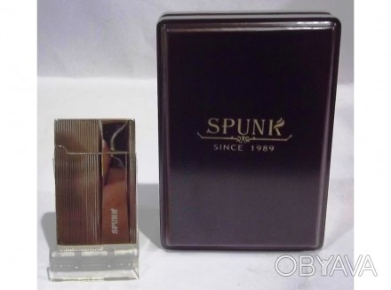 Подарочная зажигалка "Spunk" в деревянной упаковке. Пламя: острое пламя
Продаетс. . фото 1