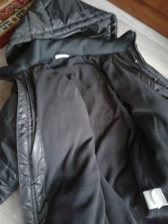 Куртка осінньо весняна на синтепоні файлова з середини капішон відщіпний кишені . . фото 3