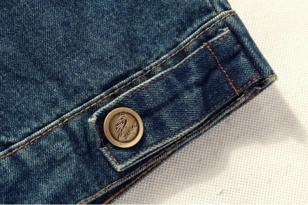 Стильный и удобный мужской джинсовый жилет с карманами на груди, с винтажным диз. . фото 7