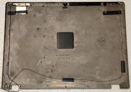 Кришка матриці з ноутбука Fujitsu Siemens Lifebook E8210 CP284504 N17

Присутн. . фото 3