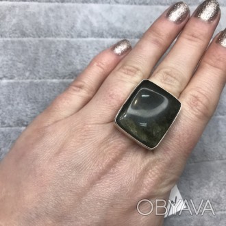 Предлагаем Вам купить кольцо с натуральным камнем обсидиан в серебре.
Размер 18,. . фото 1