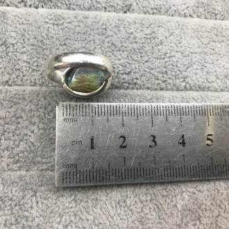 Яркое кольцо с лабрадором в серебре! 
Размер 16,5. 
 лабрадор 14*10 мм.
Индийско. . фото 10