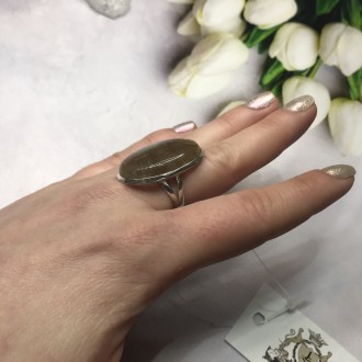 Предлагаем Вам купить великолепное кольцо с камнем кварц- волосатик в серебре. Р. . фото 3
