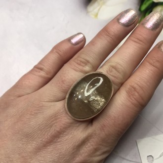 Предлагаем Вам купить великолепное кольцо с камнем кварц- волосатик в серебре. Р. . фото 2