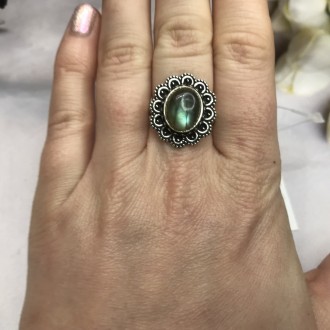 Предлагаем Вам купить элегантное кольцо с камнем лабрадор в серебре. Размер 17,3. . фото 4