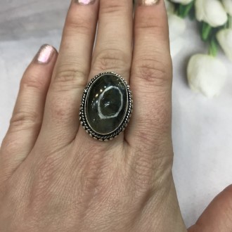 Предлагаем Вам купить элегантное кольцо с камнем лабрадор в серебре. Размер 17,5. . фото 5