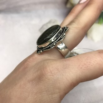 Предлагаем Вам купить элегантное кольцо с камнем лабрадор в серебре. Размер 17,7. . фото 4