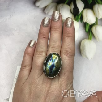 Предлагаем Вам купить элегантное кольцо с камнем лабрадор в серебре.
Размер 19,0. . фото 1