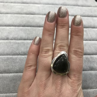 Предлагаем Вам купить кольцо с натуральным камнем обсидиан в серебре.
Размер 18,. . фото 5