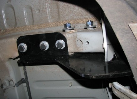 Характеристики:
	Потрібний демонтаж бампера для установки фаркопа;
	Не потрібна . . фото 4
