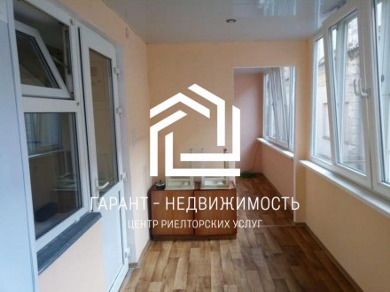 Продам 2х комнатную квартиру 
Квартира находится в исторической части города в О. Приморский. фото 2