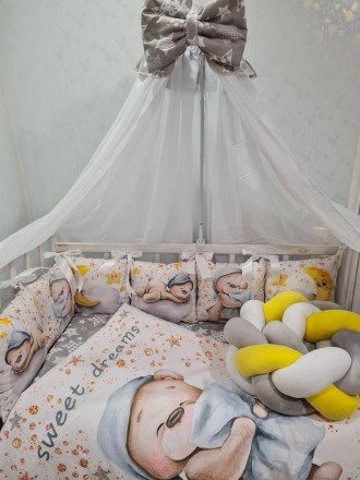
Набор постельного белья в детскую кроватку с балдахином, защитой, одеялом, поду. . фото 2