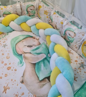 
Набор постельного для детской кроватки с защитной косой и подушками, одеялом Pr. . фото 3