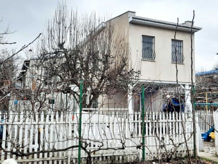 Два дома общей площадью 160 м2, а так же гостевой дом 38 м2 на большом участке 9. Киевский. фото 6
