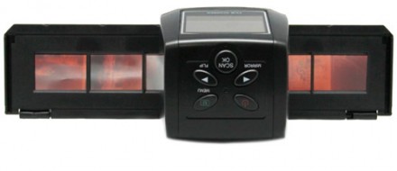 Описание Сканера для фотопленки и слайдов, слайд-сканера, 35 мм 135 негативов
Пр. . фото 7