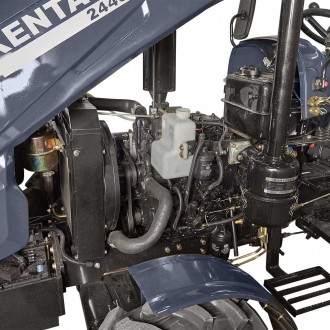 Полноприводный универсальный трактор мощностью 24 л.с. оснащен трехцилиндровым д. . фото 8
