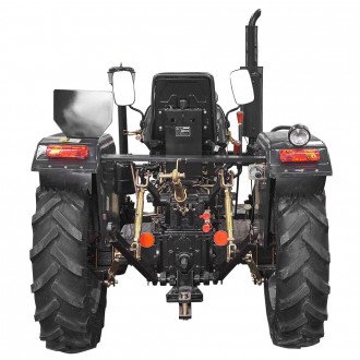 Полноприводный универсальный трактор мощностью 24 л.с. оснащен трехцилиндровым д. . фото 9