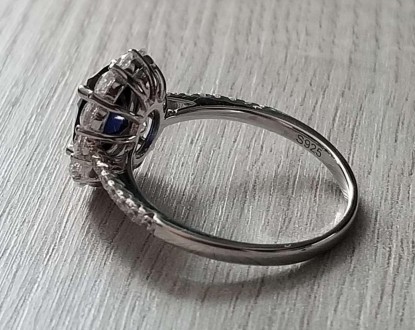 Красивое женское ,стильное кольцо . Такое кольцо не останется незамеченным на ва. . фото 12