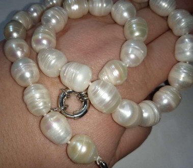 Перли : морські барочні перли ,Індонезія
Клас: AAA
Колір білий
Тип : намисто
Діа. . фото 8