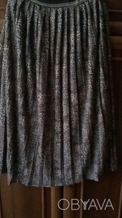 Продам юбку , гафрированная ,удлиненная,леопардового цвета (Турция) 48-50 размер. . фото 1