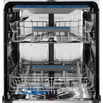 Встраиваемая посудомоечная машина  ELECTROLUX EES 948300 L оснащена несколькими . . фото 4