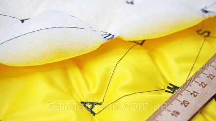 
 Стеганая плащевка с утеплителем цвет желтый "Буквы" - легкая, прочная, гладкая. . фото 5