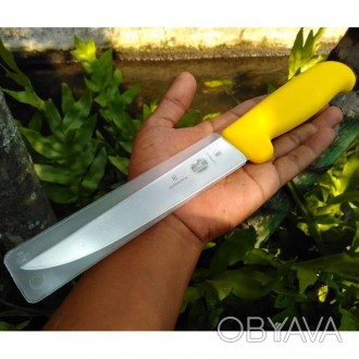 Обвалочный нож Victorinox Fibrox 15 см 5.6008.15
Универсальный разделочный нож ш. . фото 1