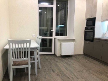 Сдается однокомнатная квартира с дизайнерским ремонтом в новом доме ЖК Коломиевс. . фото 3