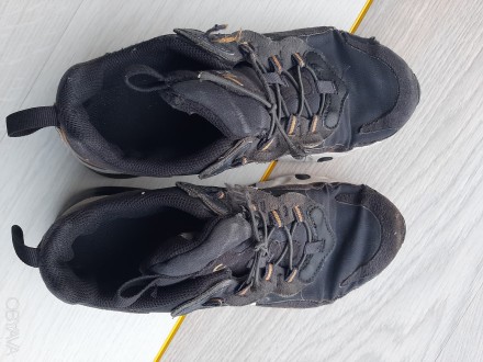 Подростковые кроссовки Nike

Привезены из Германии

Размер подошвы 25 Х 9,3 . . фото 3