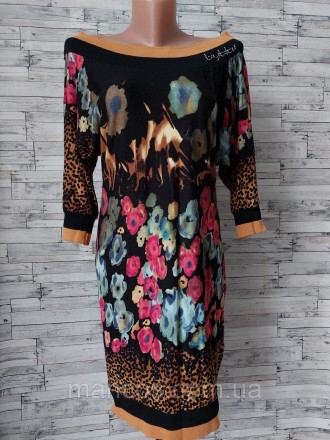 Платье черное Byblos с цветами
новое
Размер 44 (S)
Замеры:
длина 85 см
рукав 44 . . фото 5