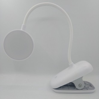 Світлодіодна лампа настільна Table Lamp 7300 акумуляторна на прищіпці Біла Акуму. . фото 2