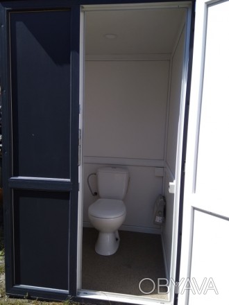 Туалетна кабіна виробничого комплексу «БІОСАНТЕХНИКА» виготовляється з сендвіч-п. . фото 1